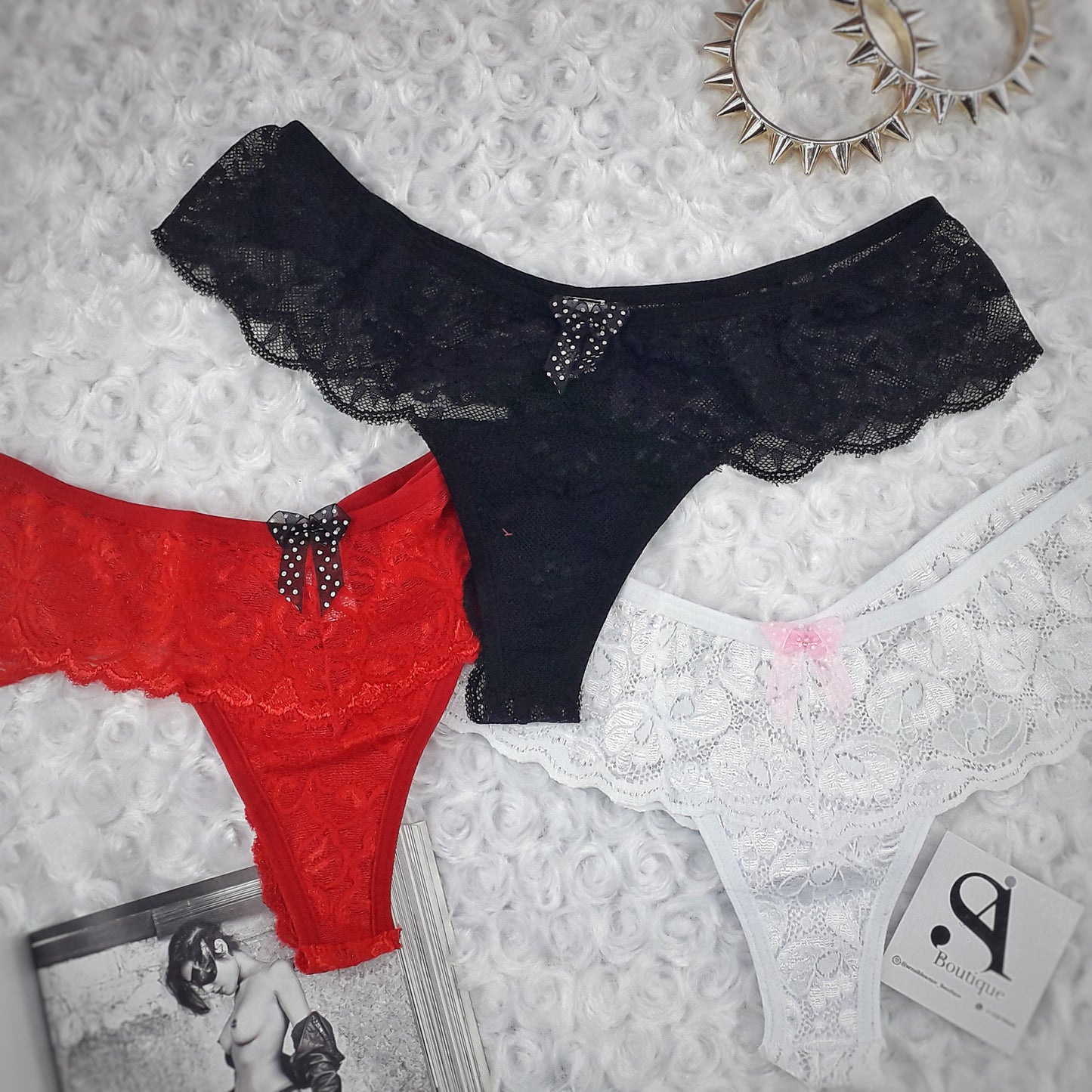 Set x3. Tangas Encaje
